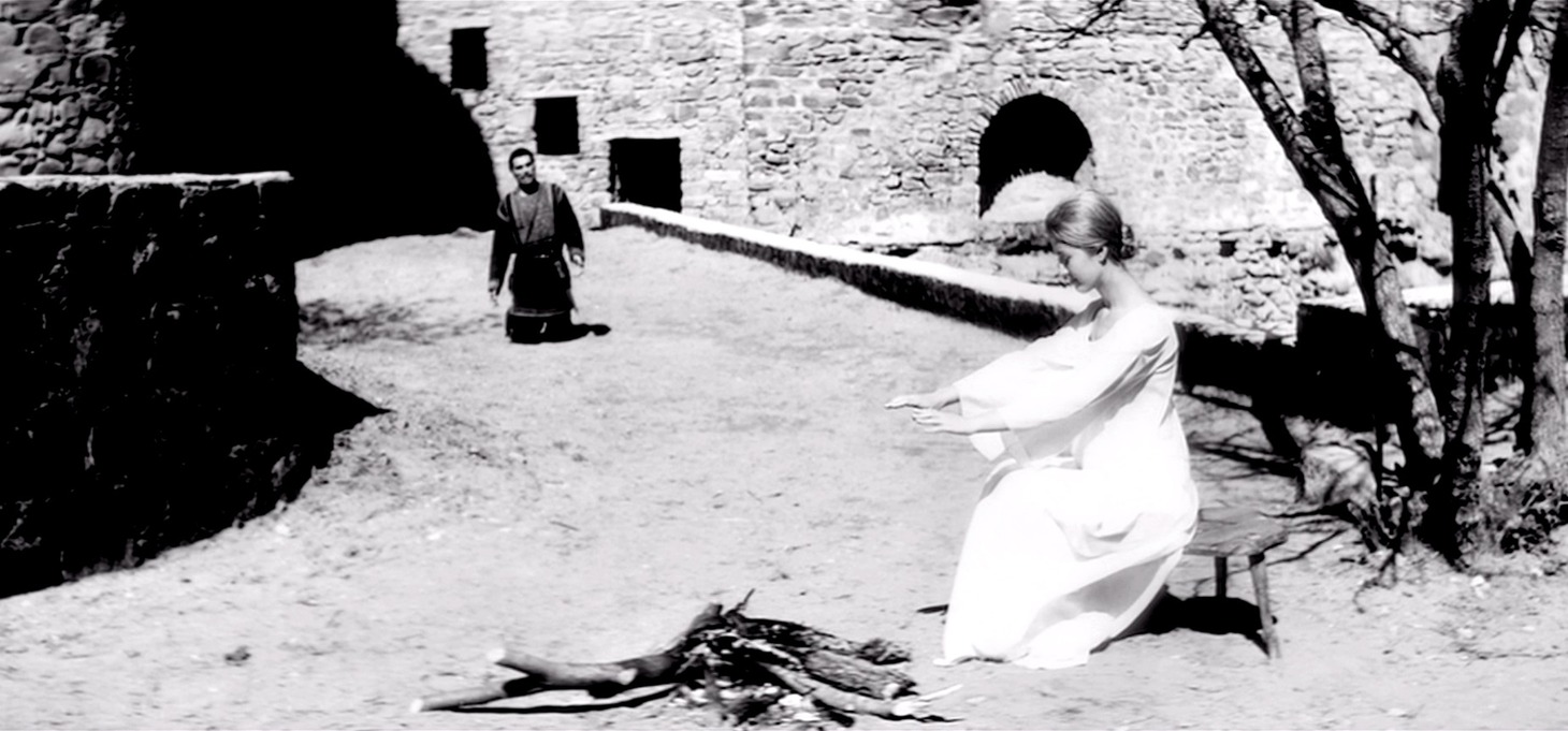 「祈り」 (c)“Georgia Film” Studio, 1968 (c)RUSCICO, 2000