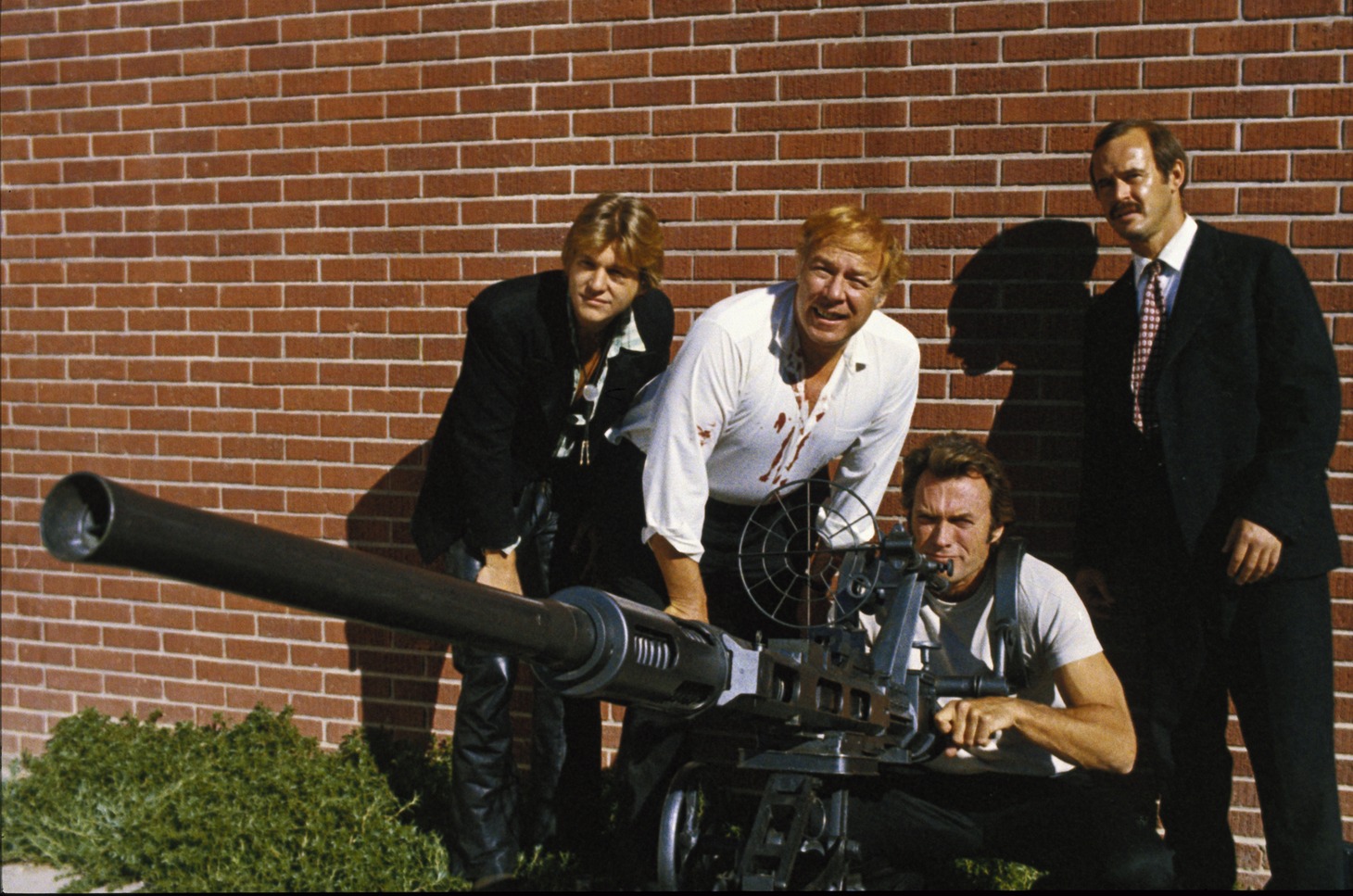 「サンダーボルト」