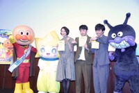 「それいけ！アンパンマン かがやけ！クルンといのちの星」制作報告会見の様子。