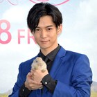 ウサギに囲まれた千葉雄大、ピーターラビットの愛されキャラは「僕と同じ」