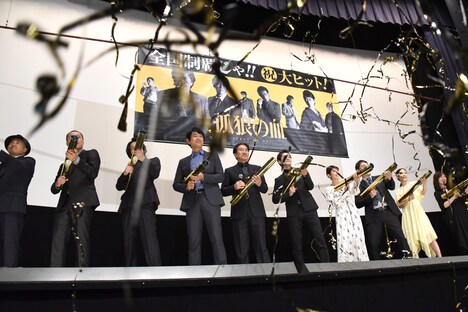 「孤狼の血」初日舞台挨拶の様子。