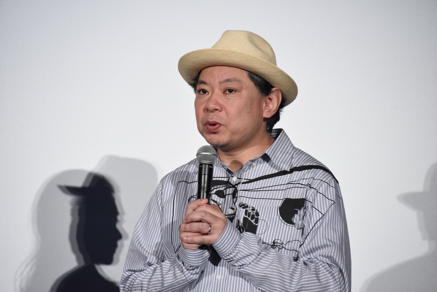 鈴木おさむ