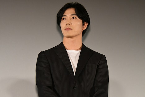 キム・ジェウク