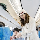 足立梨花が“キスできる餃子宇都宮号”の1日車掌に!JR東日本の制服姿で登場