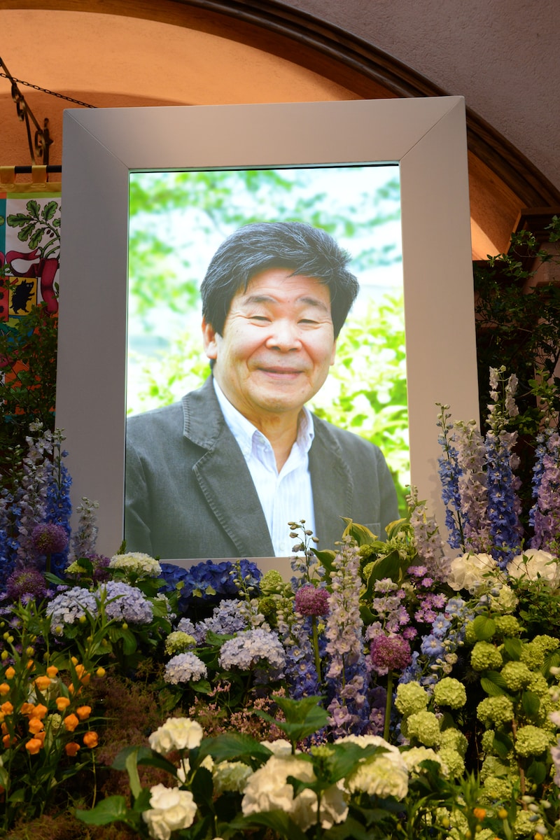 2010年に撮影された高畑勲の遺影。