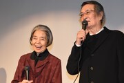 左から樹木希林、山崎努。