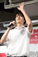 山本涼介