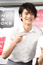山本涼介
