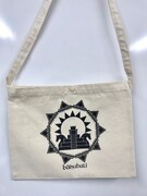 サコッシュ（1620円）