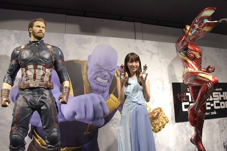 飯豊まりえ（中央）