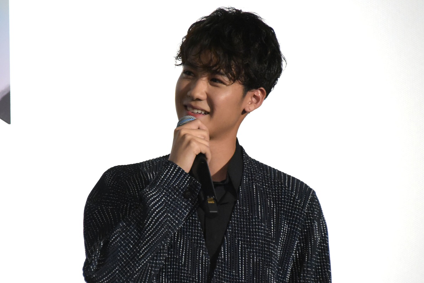葉山奨之