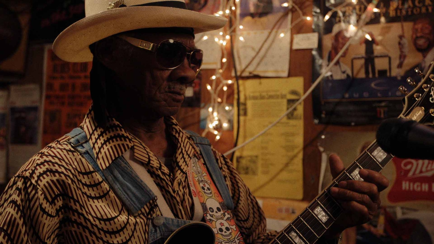 「I AM THE BLUES アイ・アム・ザ・ブルース」