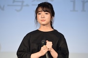 上白石萌音