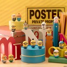 ミニオンが回って揺れて起き上がる、ナッツ風のミニフィギュア発売