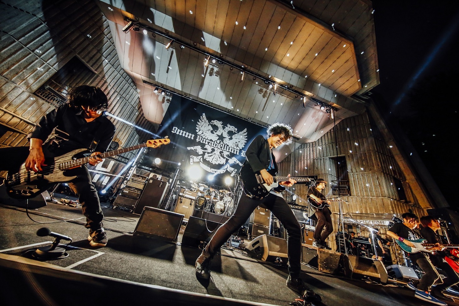 5月27日に行われた9mm Parabellum Bulletのライブ「カオスの百年 vol.12」の様子。 (c)西槇太一