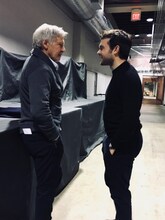 左からハリソン・フォード、オールデン・エアエンライク。