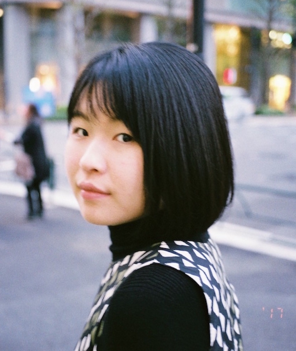 竹内里紗
