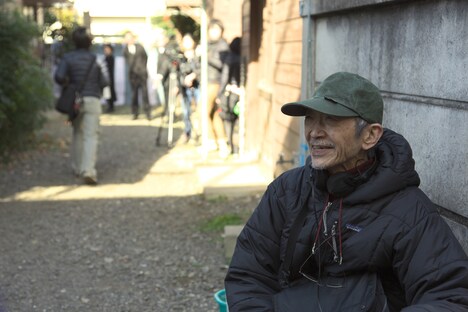 「ドライブイン蒲生」撮影現場でのたむらまさき。