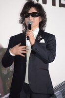 サプライズゲストとして登場したToshl。