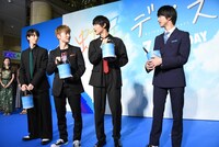 左から高杉真宙、佐野玲於、中川大志、横浜流星。