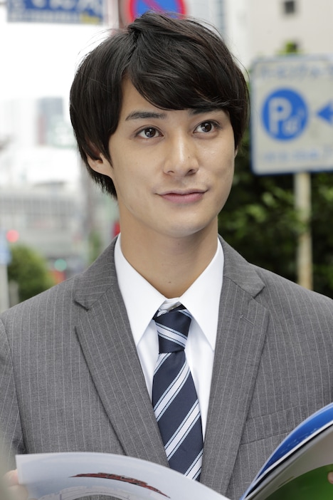 高崎翔太演じる真中進。