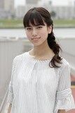 佐分利眞由奈演じる藤井菜々。