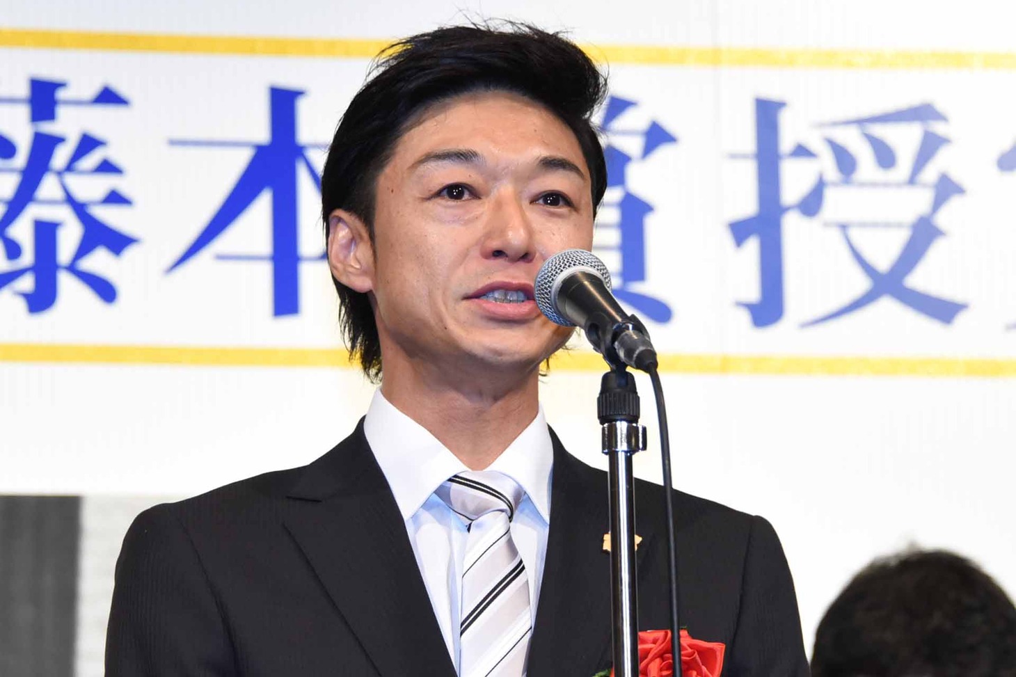 米倉功人