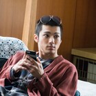 「ミス・シャーロック」山田裕貴演じる“絵に描いたようなダメ息子”の写真到着