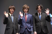 左から溝口琢矢、染谷俊之、渡部秀。