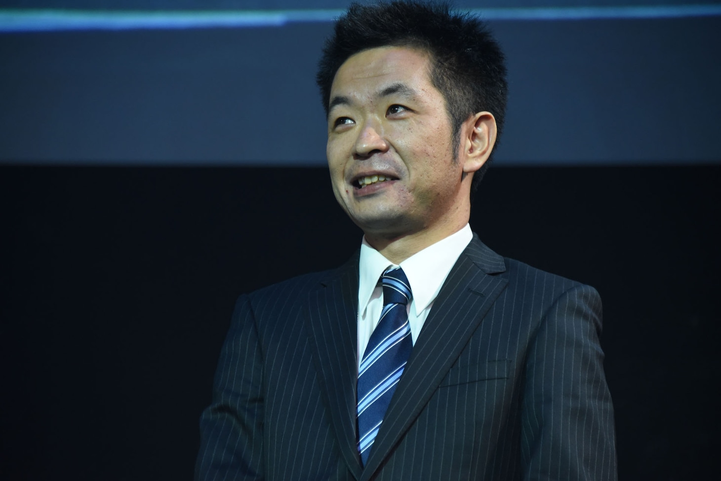 新谷寛行