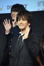 岩田剛典（前列）