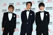 左から岩谷翔吾、佐藤寛太、藤原樹。