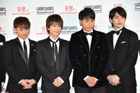 左から白濱亜嵐、岩田剛典、山下健二郎、青柳翔。