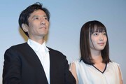 左から津田寛治、駒井蓮。