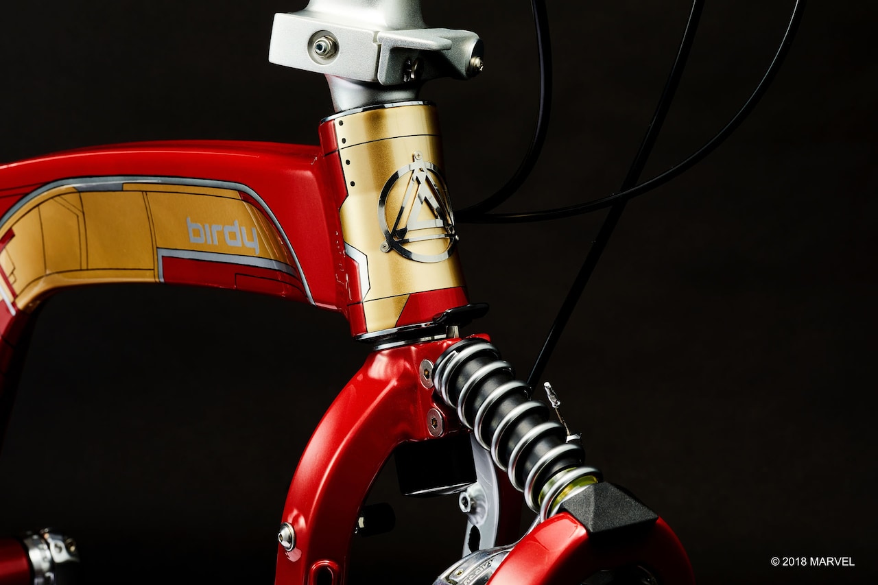 美品⭐️MARVEL マーベル　アイアンマン　折りたたみ自転車　20インチ 美品⭐️MARVEL マーベル アイアンマン 折りたたみ自転車 20