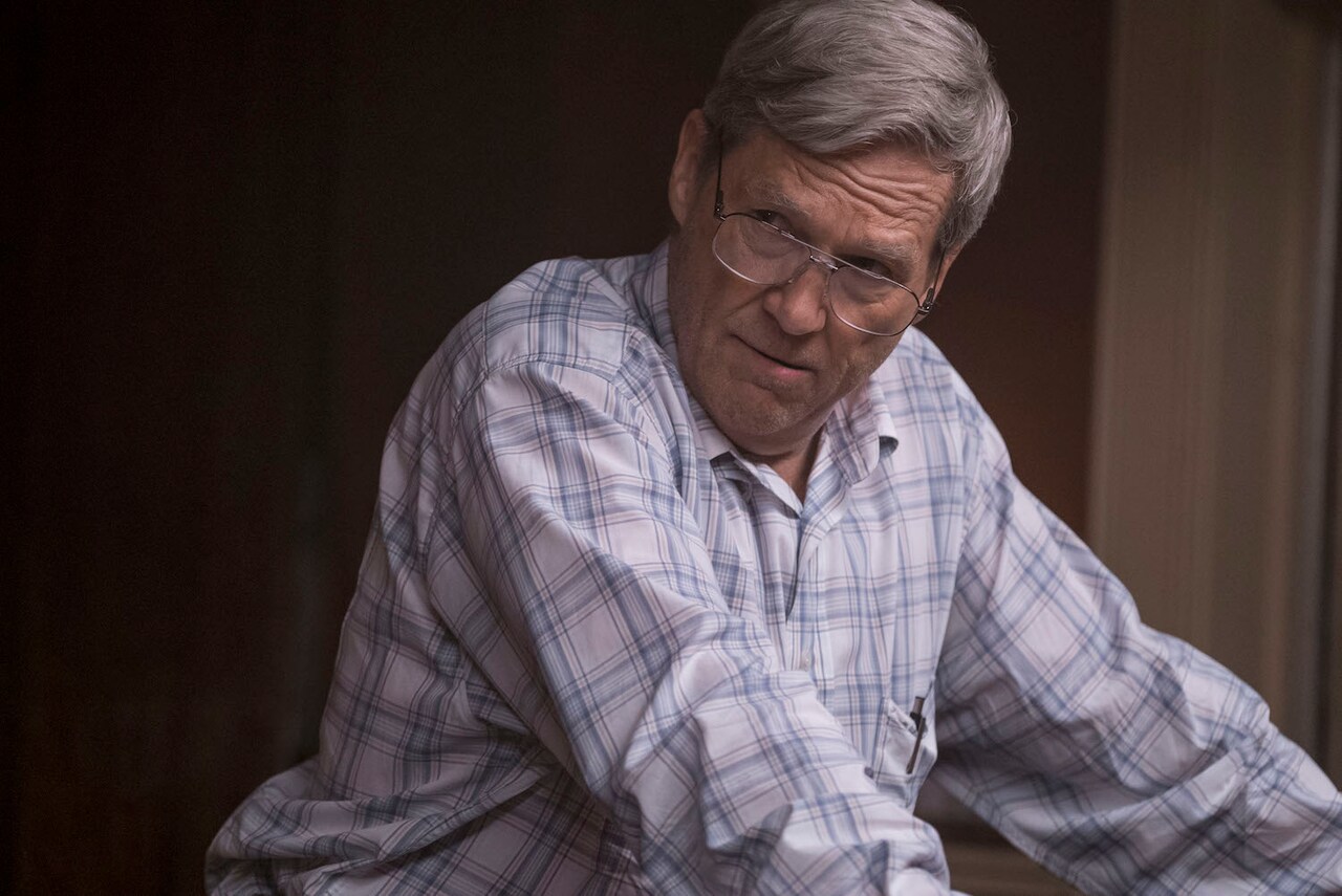 ジェフ・ブリッジスが歌う「オンリー・ザ・ブレイブ」本編映像