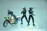 バンダイブース食玩コーナーの様子。