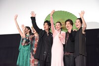 「Vision」公開記念舞台挨拶の様子。