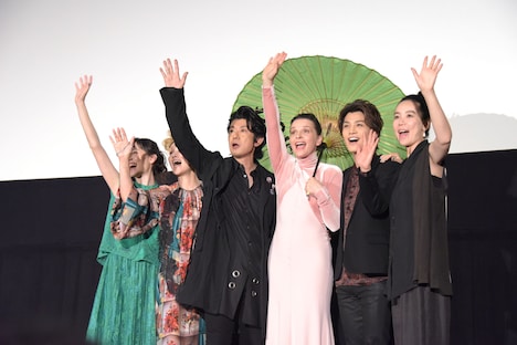 「Vision」公開記念舞台挨拶の様子。