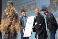 「ハン・ソロ／スター・ウォーズ・ストーリー」来日記者会見の様子。