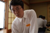 「泣き虫しょったんの奇跡」より、新井浩文演じる清又勝。