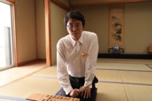 「泣き虫しょったんの奇跡」より、新井浩文演じる清又勝。