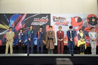 「快盗戦隊ルパンレンジャーVS警察戦隊パトレンジャー en film」製作発表会見の様子。