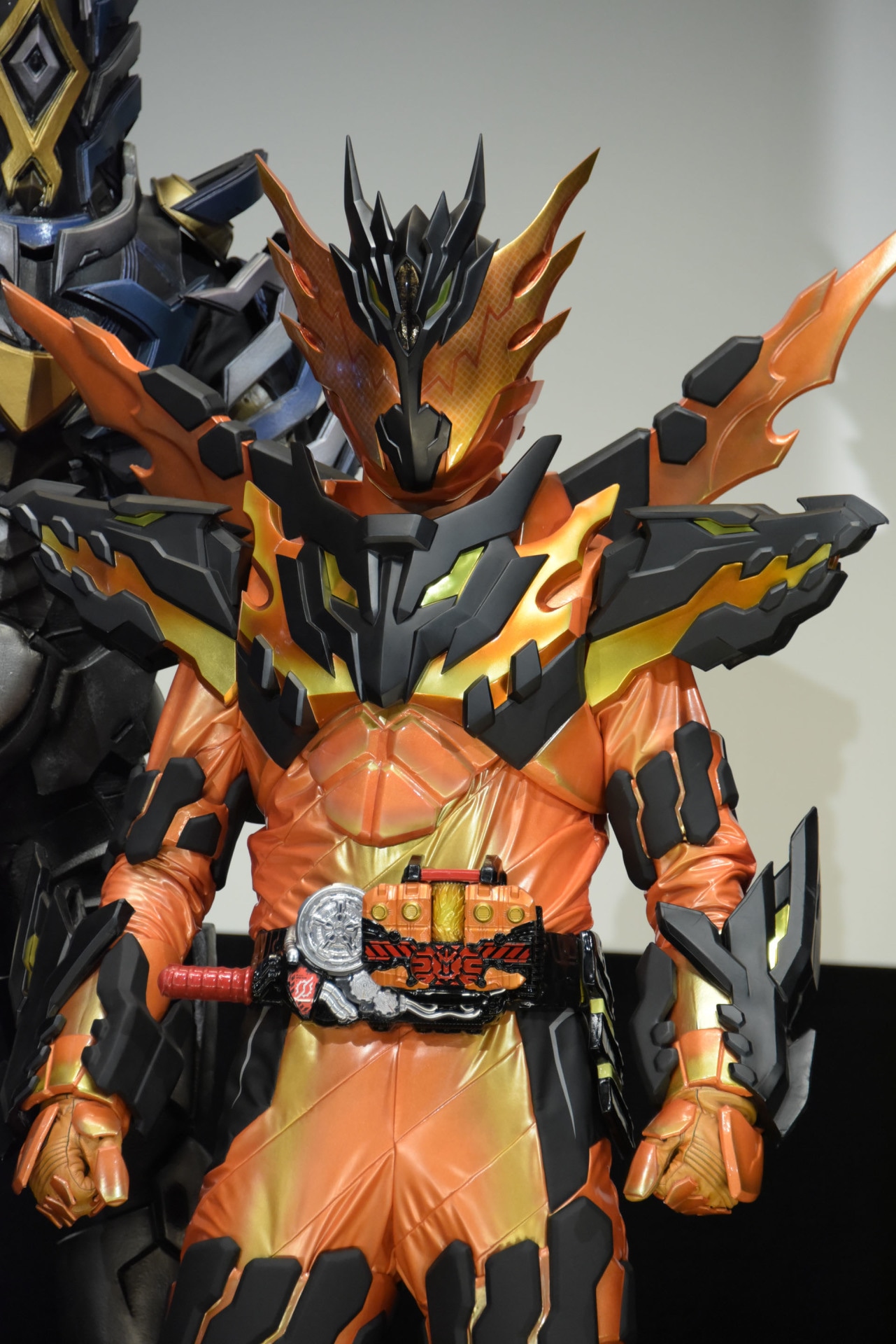 仮面ライダークローズマグマ