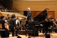 「映画『羊と鋼の森』公開記念 辻井伸行 特別コンサート」の様子。