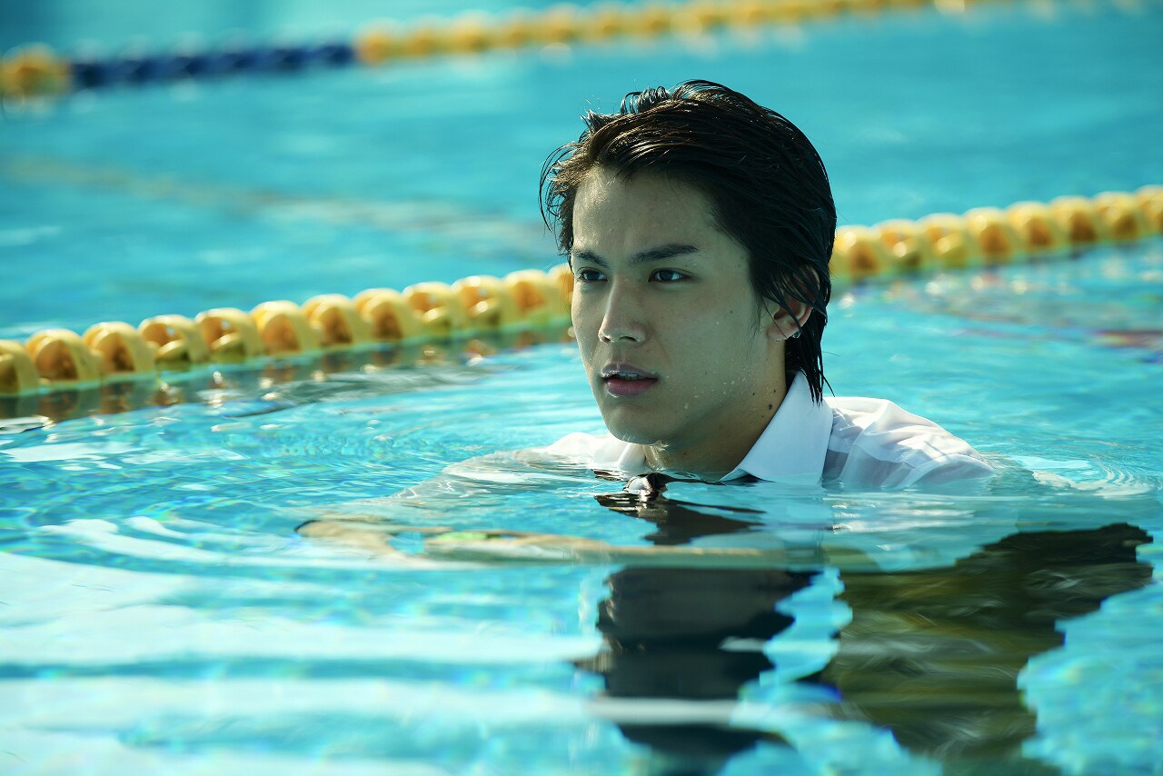 中川大志、本日20歳に！モテ男演じた「虹色デイズ」新カット到着