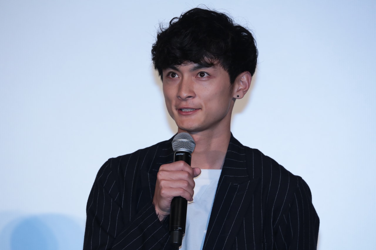 高良健吾と山田裕貴、「万引き家族」舞台挨拶で「もうちょっと出たかっ