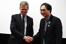 左からローラン・ピック、深田晃司。