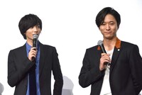 左から志尊淳、浅香航大。