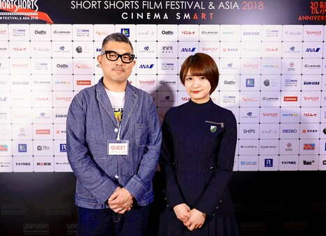 左から豊島圭介、織田奈那。